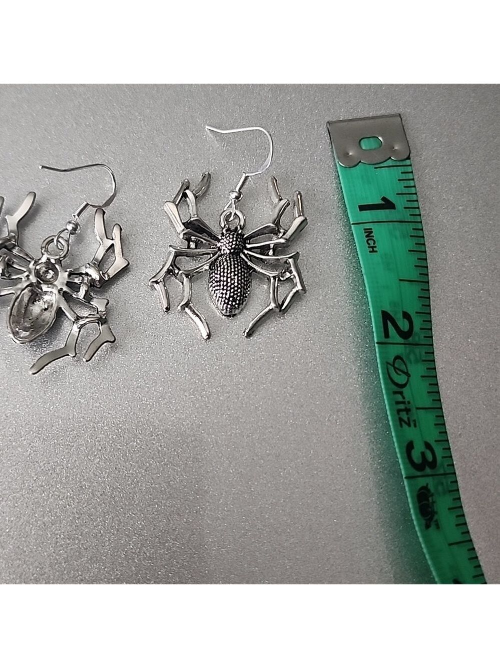 SPIDER Earrings POSHER Favorite - Picture 4 of 5